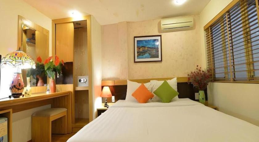 Hanoi Serenity Hotel 2 Екстер'єр фото